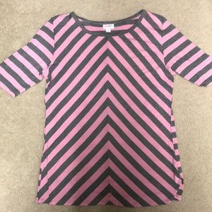 XL lularoe Gigi shirt